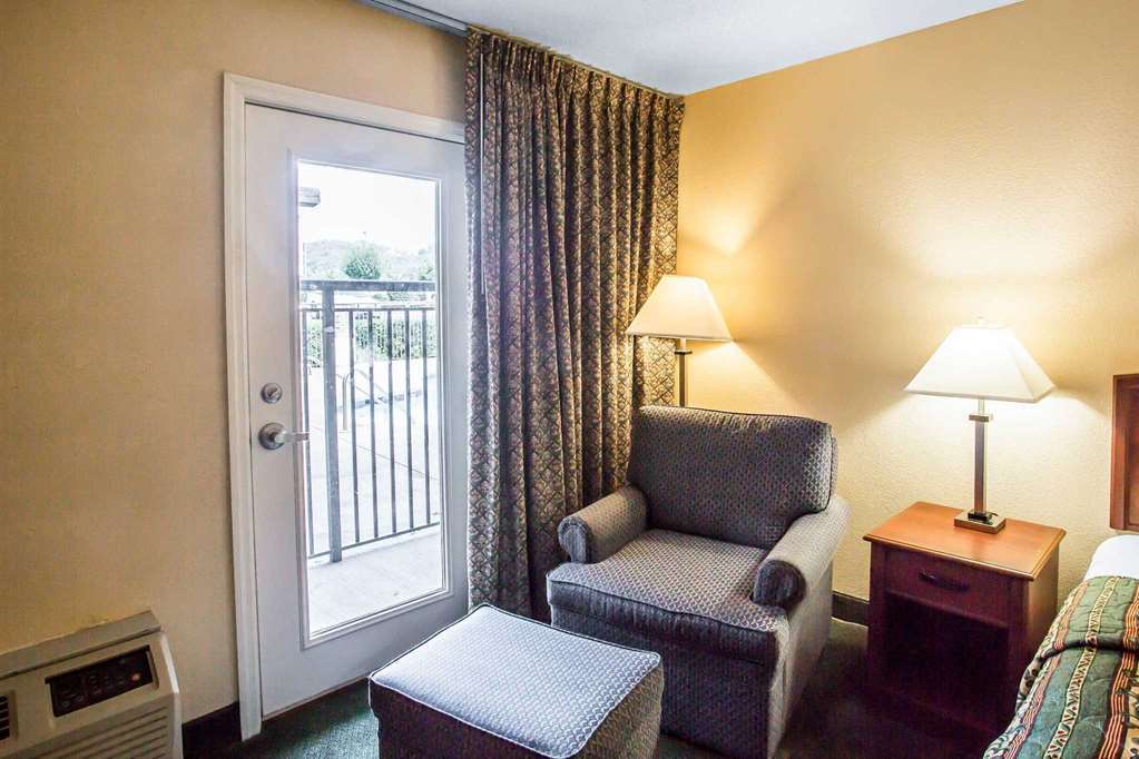 Rodeway Inn Чаттануґа Номер фото
